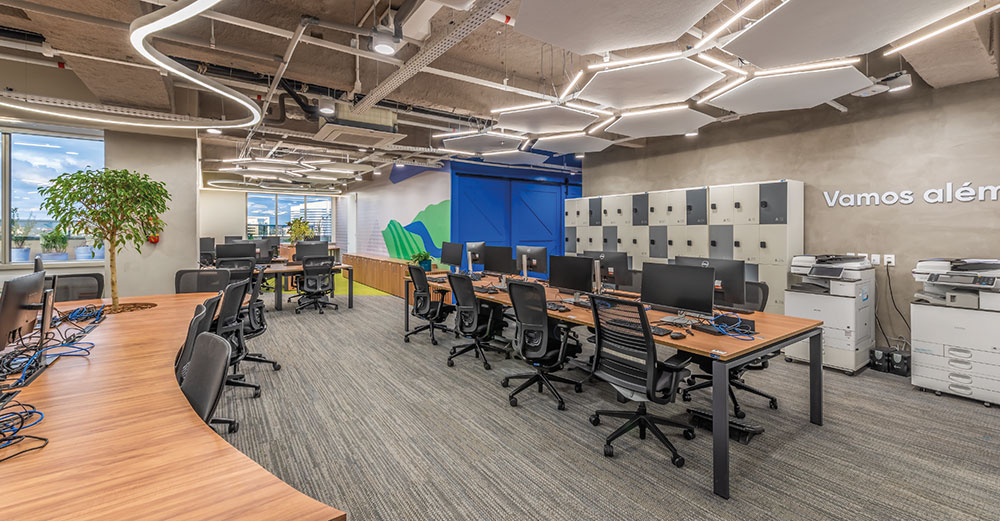 Projeto de mobiliário corporativo Corteva Agriscience com a Linha Pluri da Bortolini